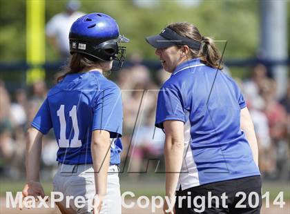 Thumbnail 2 in Old Saybrook vs. Thomaston (CIAC Class S Final) photogallery.