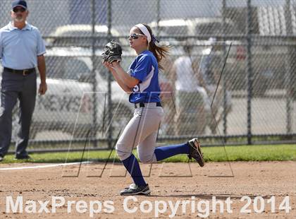 Thumbnail 3 in Old Saybrook vs. Thomaston (CIAC Class S Final) photogallery.