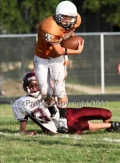 Thumbnail 2 in Austin Freshman White  @ Round Rock Westwood Freshman White photogallery.