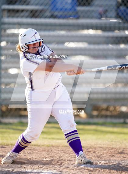 Thumbnail 1 in Alvarado vs Krum photogallery.