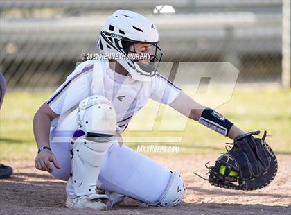 Thumbnail 3 in Alvarado vs Krum photogallery.