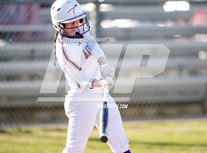 Thumbnail 1 in Alvarado vs Krum photogallery.