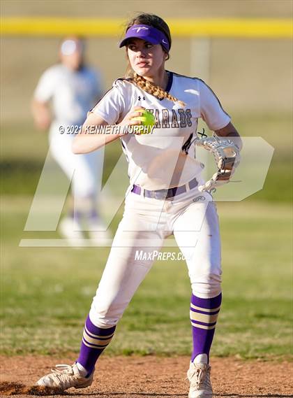 Thumbnail 2 in Alvarado vs Krum photogallery.