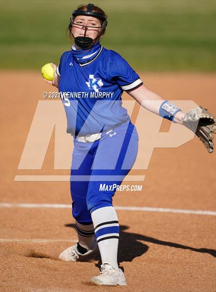 Thumbnail 3 in Alvarado vs Krum photogallery.