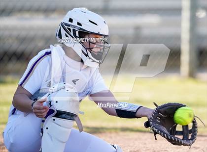 Thumbnail 3 in Alvarado vs Krum photogallery.