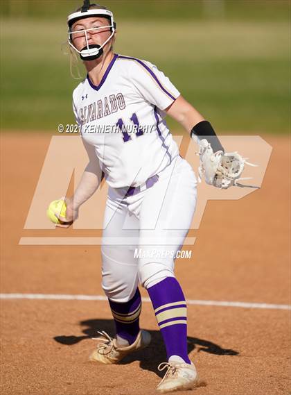 Thumbnail 2 in Alvarado vs Krum photogallery.