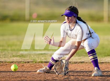 Thumbnail 3 in Alvarado vs Krum photogallery.