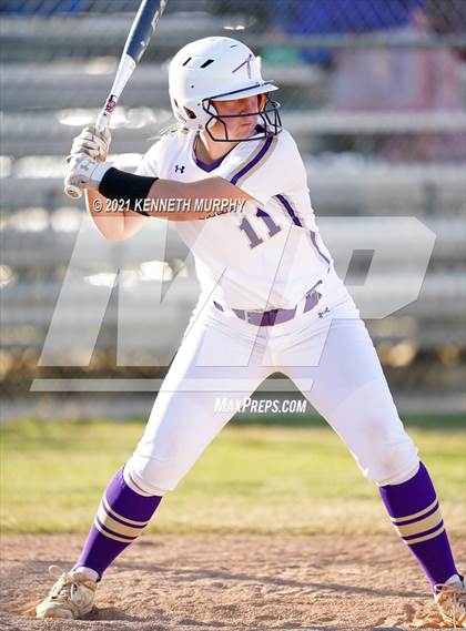 Thumbnail 3 in Alvarado vs Krum photogallery.