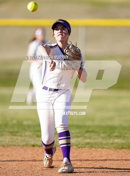 Thumbnail 1 in Alvarado vs Krum photogallery.