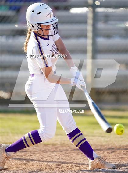 Thumbnail 1 in Alvarado vs Krum photogallery.