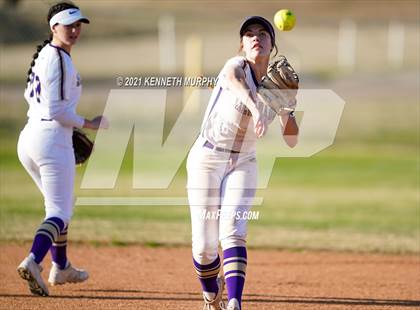 Thumbnail 1 in Alvarado vs Krum photogallery.