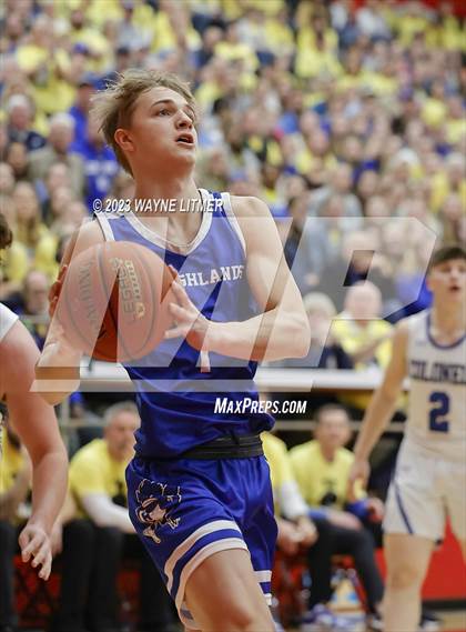 Thumbnail 1 in Highlands @ Covington Catholic photogallery.
