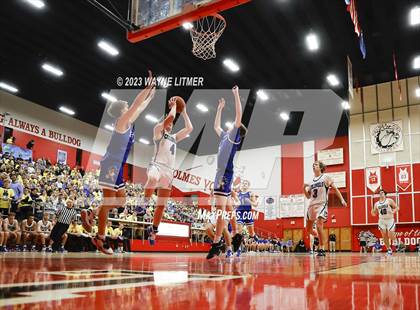 Thumbnail 1 in Highlands @ Covington Catholic photogallery.