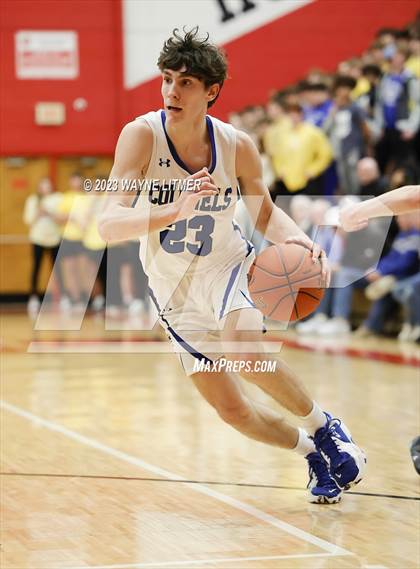 Thumbnail 3 in Highlands @ Covington Catholic photogallery.