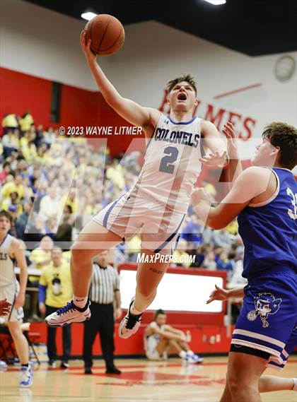 Thumbnail 3 in Highlands @ Covington Catholic photogallery.