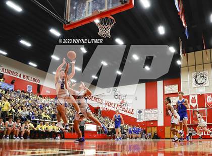 Thumbnail 3 in Highlands @ Covington Catholic photogallery.