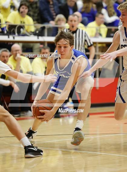 Thumbnail 1 in Highlands @ Covington Catholic photogallery.