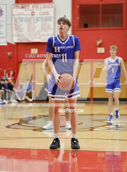 Thumbnail 1 in Highlands @ Covington Catholic photogallery.