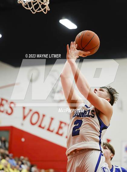 Thumbnail 2 in Highlands @ Covington Catholic photogallery.
