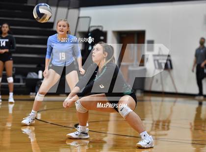 Thumbnail 3 in Cedar Park @ Vandegrift photogallery.