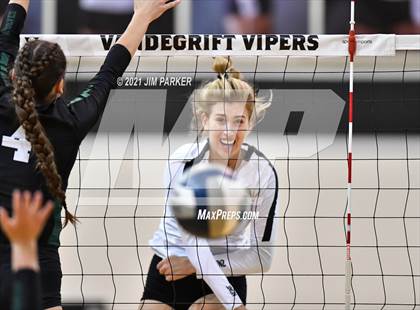 Thumbnail 2 in Cedar Park @ Vandegrift photogallery.