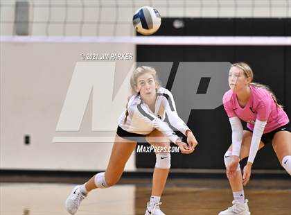 Thumbnail 3 in Cedar Park @ Vandegrift photogallery.