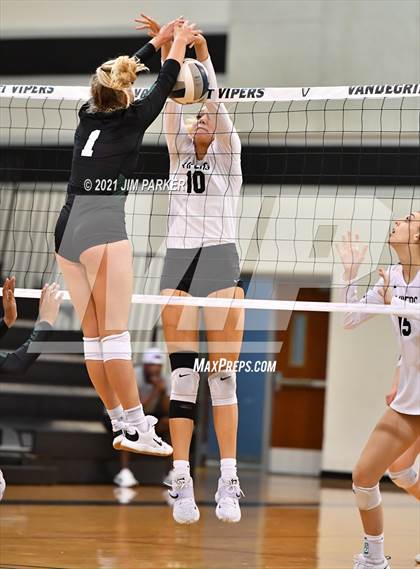 Thumbnail 2 in Cedar Park @ Vandegrift photogallery.