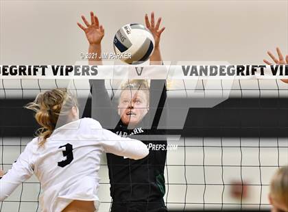 Thumbnail 3 in Cedar Park @ Vandegrift photogallery.
