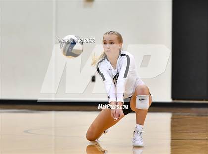 Thumbnail 3 in Cedar Park @ Vandegrift photogallery.