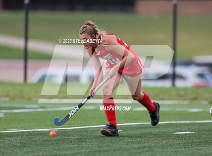 Thumbnail 1 in Regis Jesuit @ Grandview photogallery.