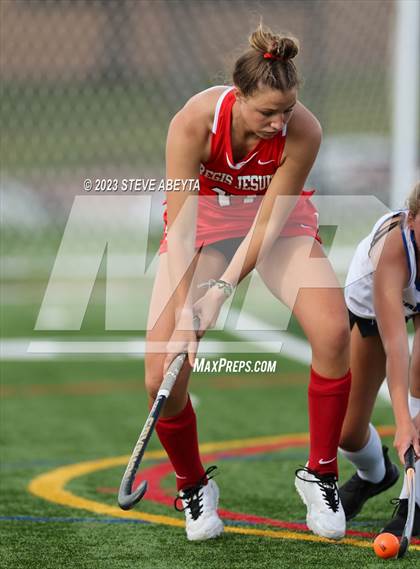 Thumbnail 1 in Regis Jesuit @ Grandview photogallery.