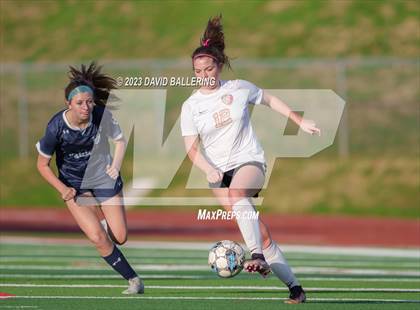 Thumbnail 3 in Bell vs. Keller Central (UIL Bi-District Playoff) photogallery.