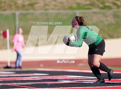 Thumbnail 3 in Bell vs. Keller Central (UIL Bi-District Playoff) photogallery.
