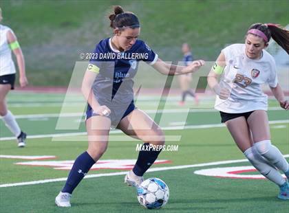 Thumbnail 2 in Bell vs. Keller Central (UIL Bi-District Playoff) photogallery.
