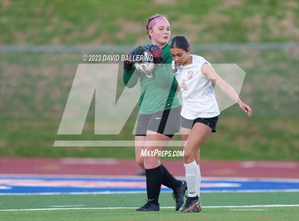 Thumbnail 3 in Bell vs. Keller Central (UIL Bi-District Playoff) photogallery.