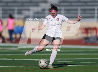 Thumbnail 2 in Bell vs. Keller Central (UIL Bi-District Playoff) photogallery.