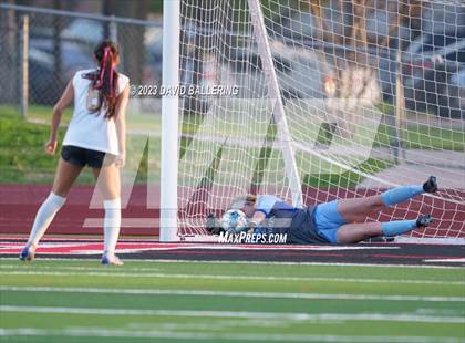 Thumbnail 3 in Bell vs. Keller Central (UIL Bi-District Playoff) photogallery.