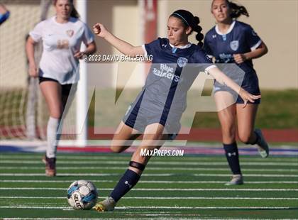 Thumbnail 2 in Bell vs. Keller Central (UIL Bi-District Playoff) photogallery.