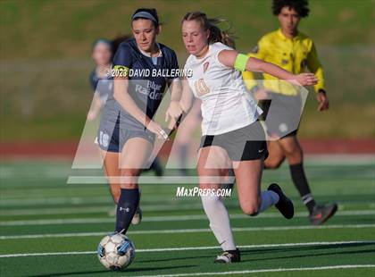 Thumbnail 2 in Bell vs. Keller Central (UIL Bi-District Playoff) photogallery.