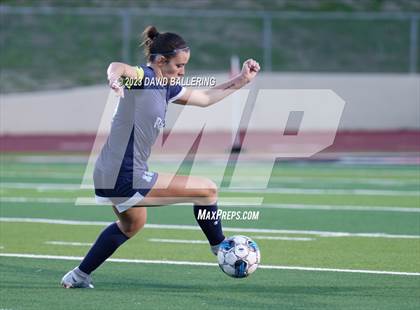 Thumbnail 3 in Bell vs. Keller Central (UIL Bi-District Playoff) photogallery.