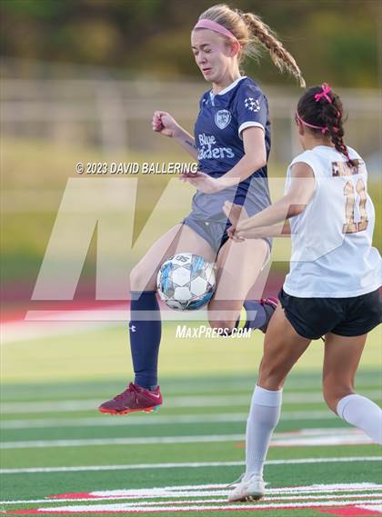 Thumbnail 1 in Bell vs. Keller Central (UIL Bi-District Playoff) photogallery.