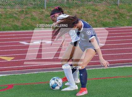Thumbnail 2 in Bell vs. Keller Central (UIL Bi-District Playoff) photogallery.