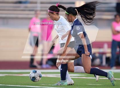 Thumbnail 2 in Bell vs. Keller Central (UIL Bi-District Playoff) photogallery.