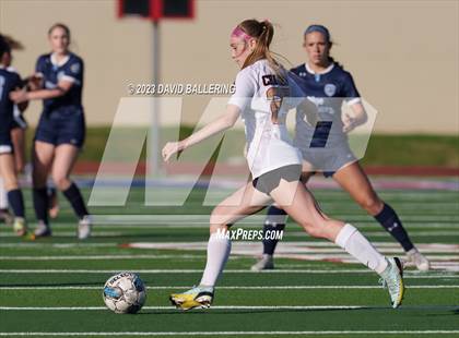 Thumbnail 2 in Bell vs. Keller Central (UIL Bi-District Playoff) photogallery.