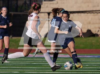 Thumbnail 1 in Bell vs. Keller Central (UIL Bi-District Playoff) photogallery.