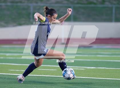 Thumbnail 1 in Bell vs. Keller Central (UIL Bi-District Playoff) photogallery.