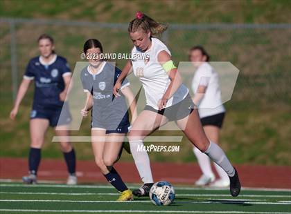 Thumbnail 1 in Bell vs. Keller Central (UIL Bi-District Playoff) photogallery.