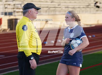 Thumbnail 3 in Bell vs. Keller Central (UIL Bi-District Playoff) photogallery.