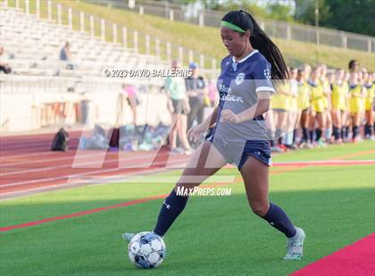 Thumbnail 2 in Bell vs. Keller Central (UIL Bi-District Playoff) photogallery.