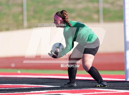 Thumbnail 1 in Bell vs. Keller Central (UIL Bi-District Playoff) photogallery.